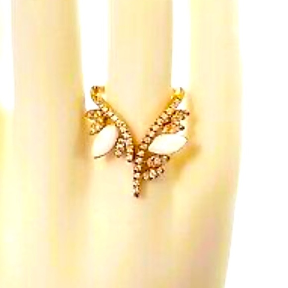 Sparking Diamonds & Mother of Pearl Cacubon in Solid 18K Rose Gold, High End - Picture 2 of 11